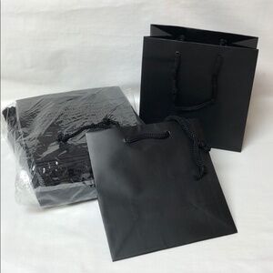 New 20 Pack of Small Black Gift Bags